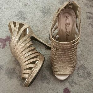 Champagne sparkly heels